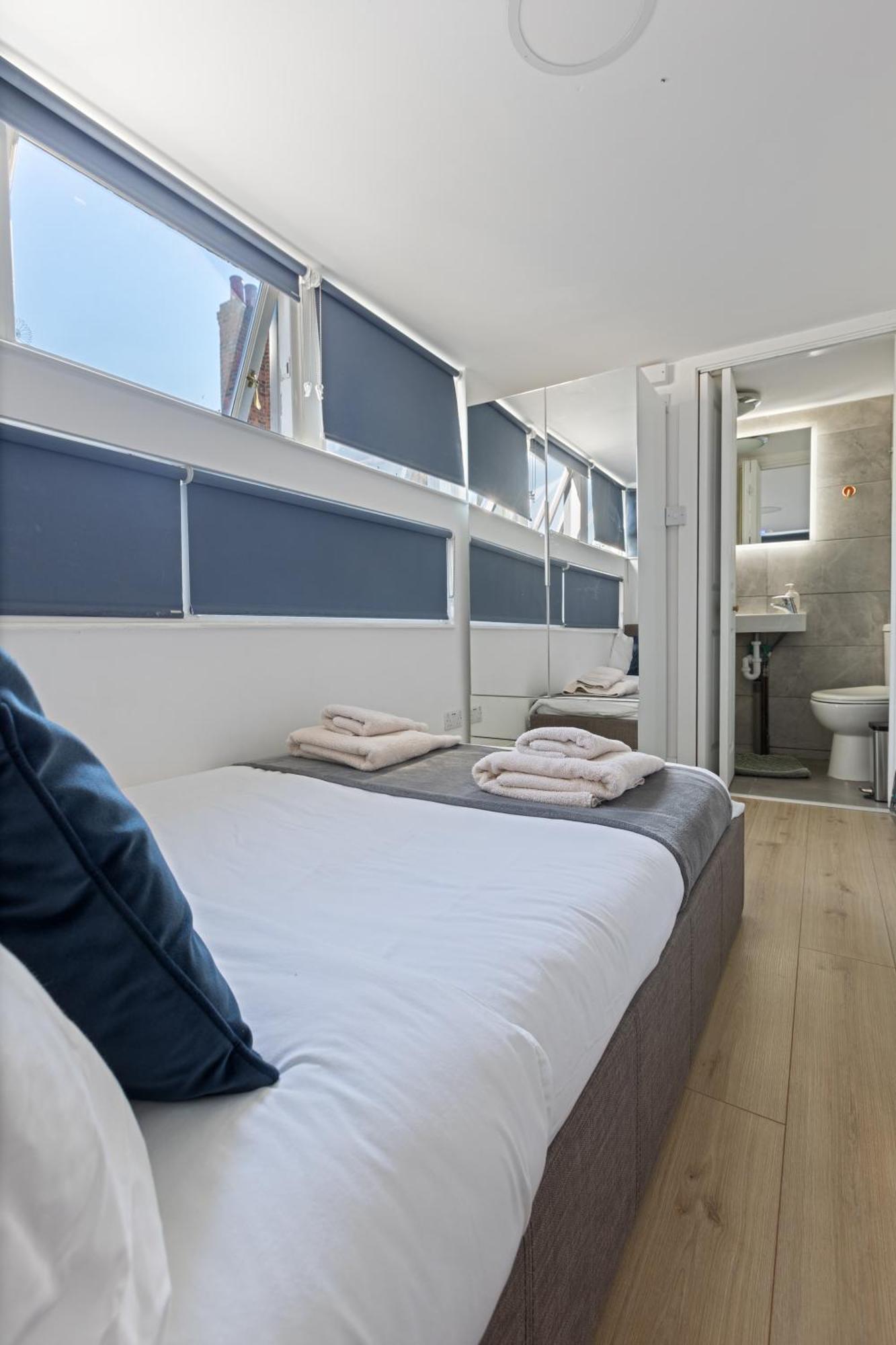 Modern Flat & Balcony In Historic West Kensington Apartment London Exterior photo